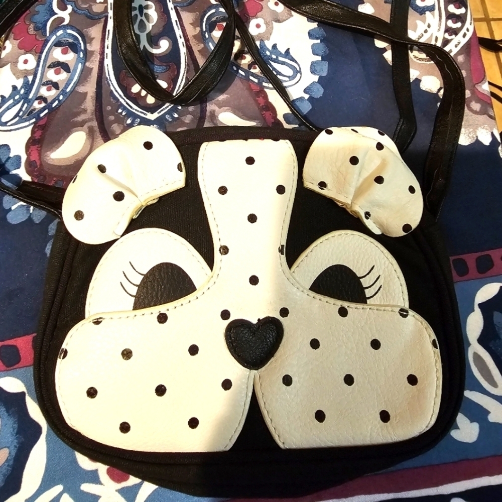 Girls Like New Black & White Animal Purse